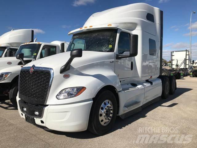 International LT Conventional Trucks / Tractor Trucks
