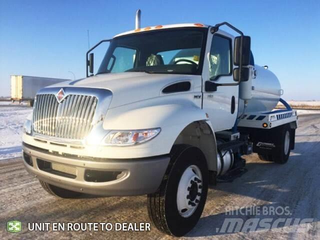 International MV Garbage Trucks / Recycling Trucks