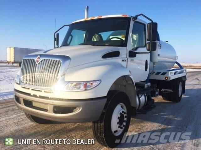 International MV Garbage Trucks / Recycling Trucks