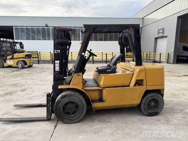CAT DP40KL Misc Forklifts
