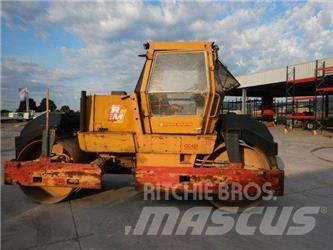 Dynapac cc421 Soil Compactors
