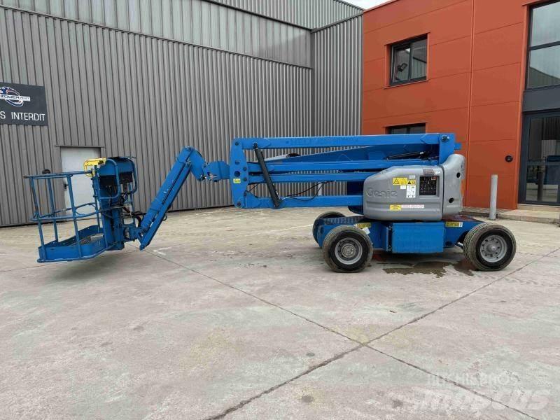 Genie Z45/25 Articulated boom lifts