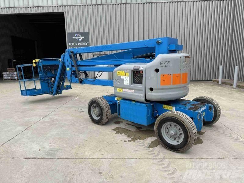 Genie Z45/25 Articulated boom lifts