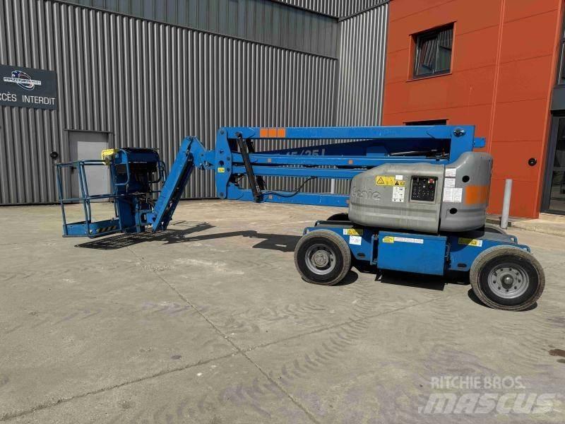 Genie Z45/25 Articulated boom lifts