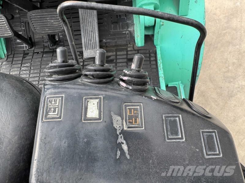 Mitsubishi FG30 Misc Forklifts