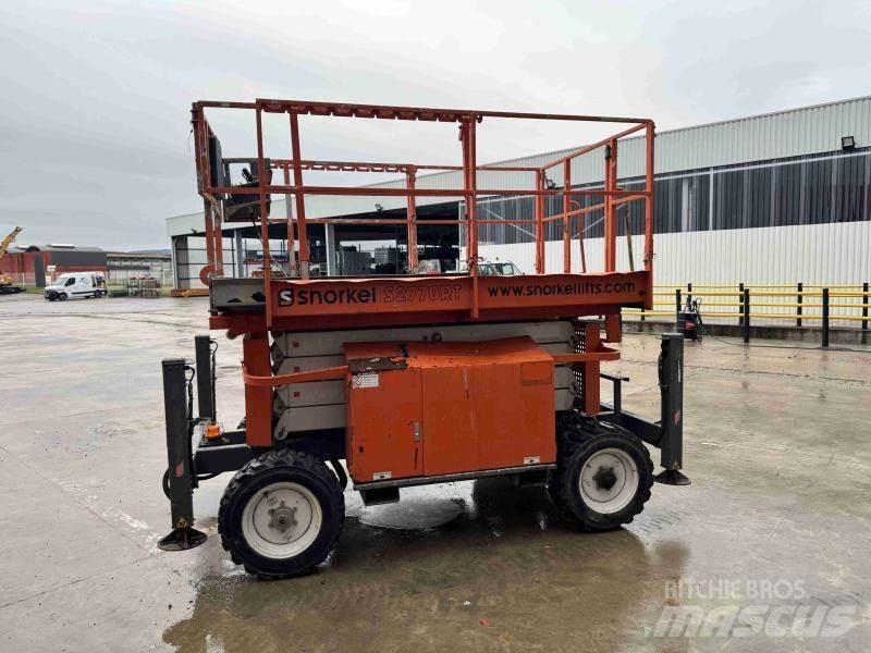 Snorkel S2770RT Articulated boom lifts