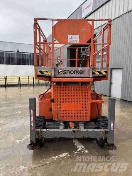 Snorkel S3370RT Articulated boom lifts