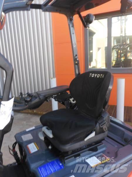 Toyota 8FBEK16T Misc Forklifts