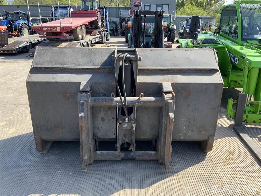  8Ft Wide Tiptoe Bucket Farm Equipment - Others