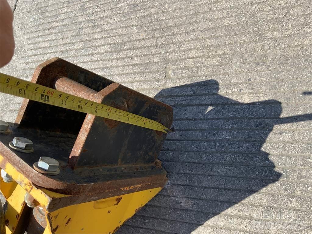 Arrow Head Breaker Farm Equipment - Others