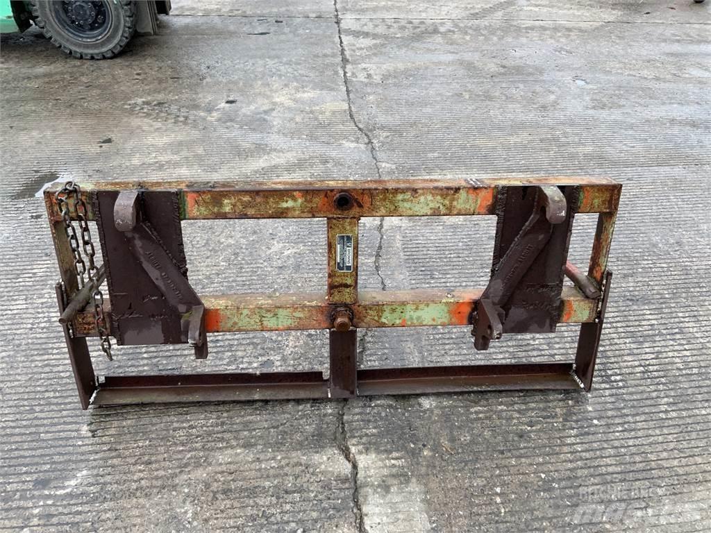 Browns Bale Spike Farm Equipment - Others