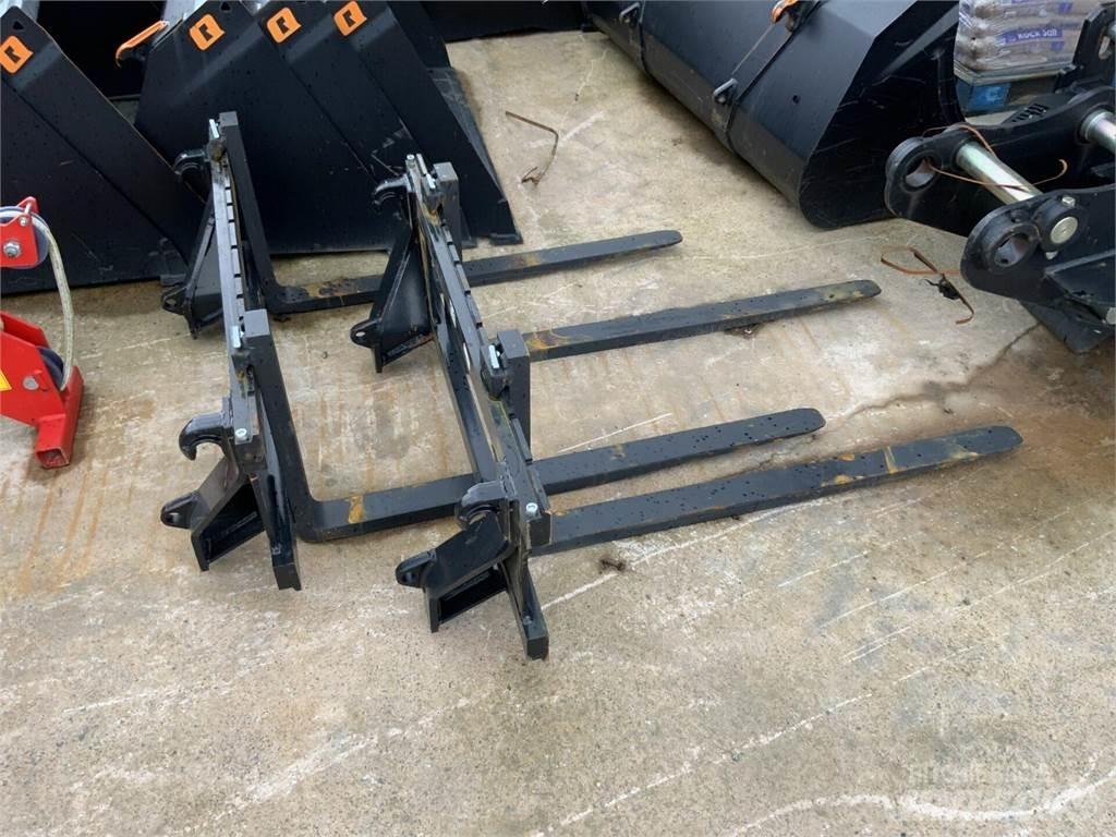 Euro Pallet Forks Farm Equipment - Others