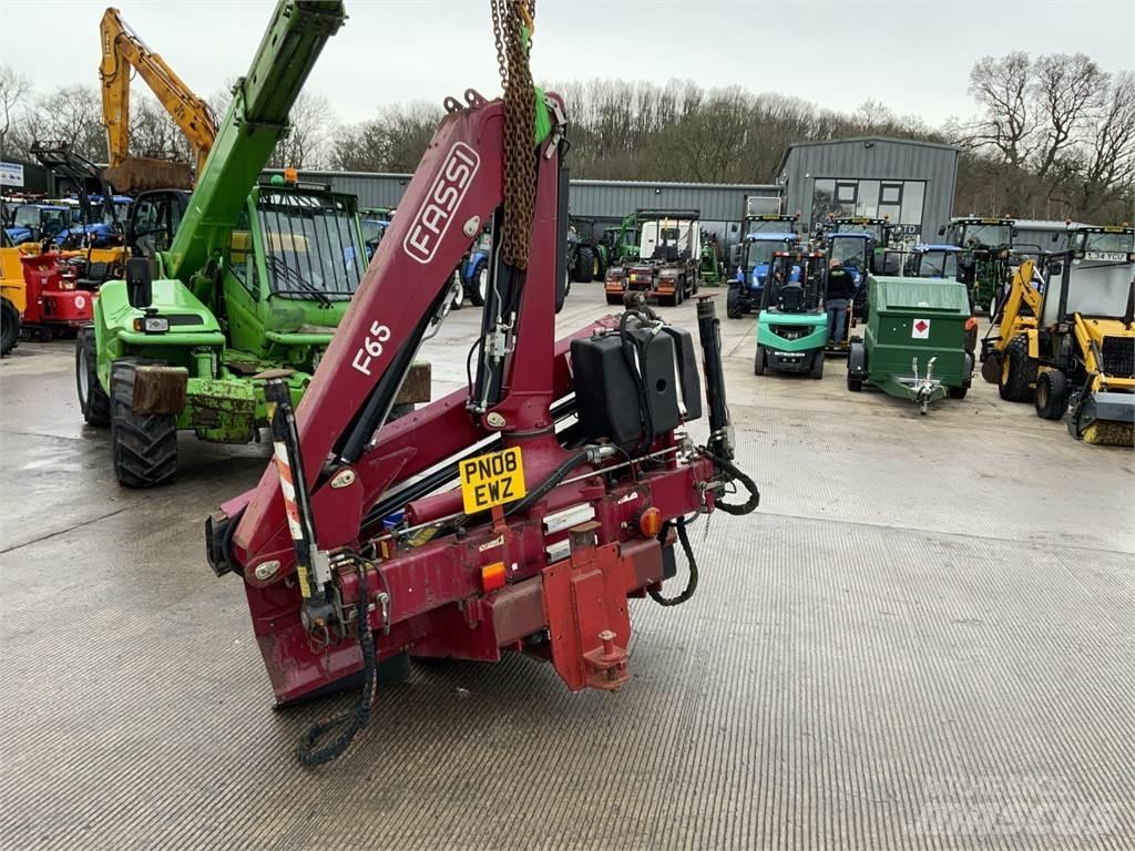 Fassi F65 Crane Farm Equipment - Others