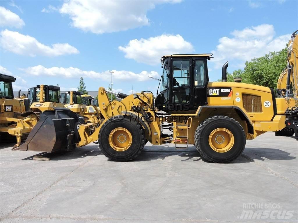 CAT 930M Wheel Loaders