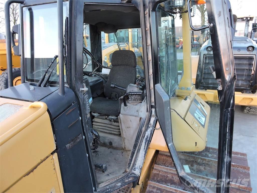 CAT D6NLGP Dozers