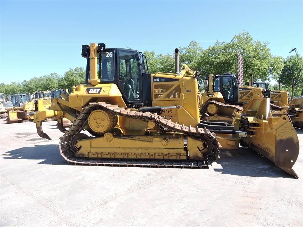 CAT D6NLGP Dozers