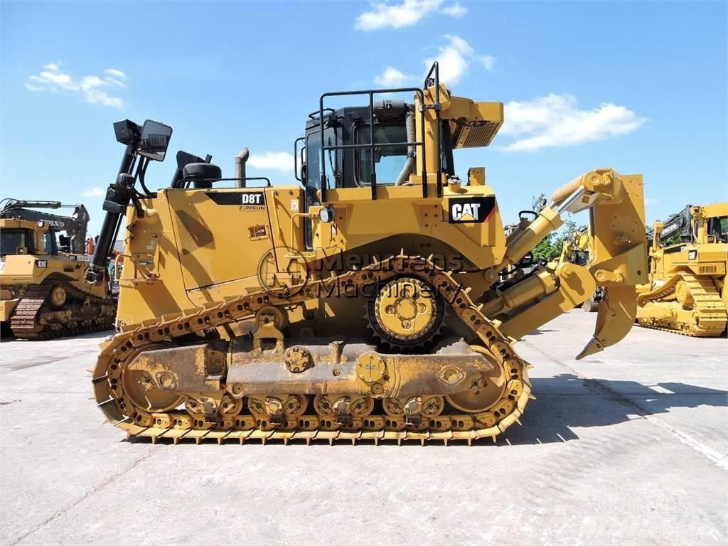 CAT D8T Dozers