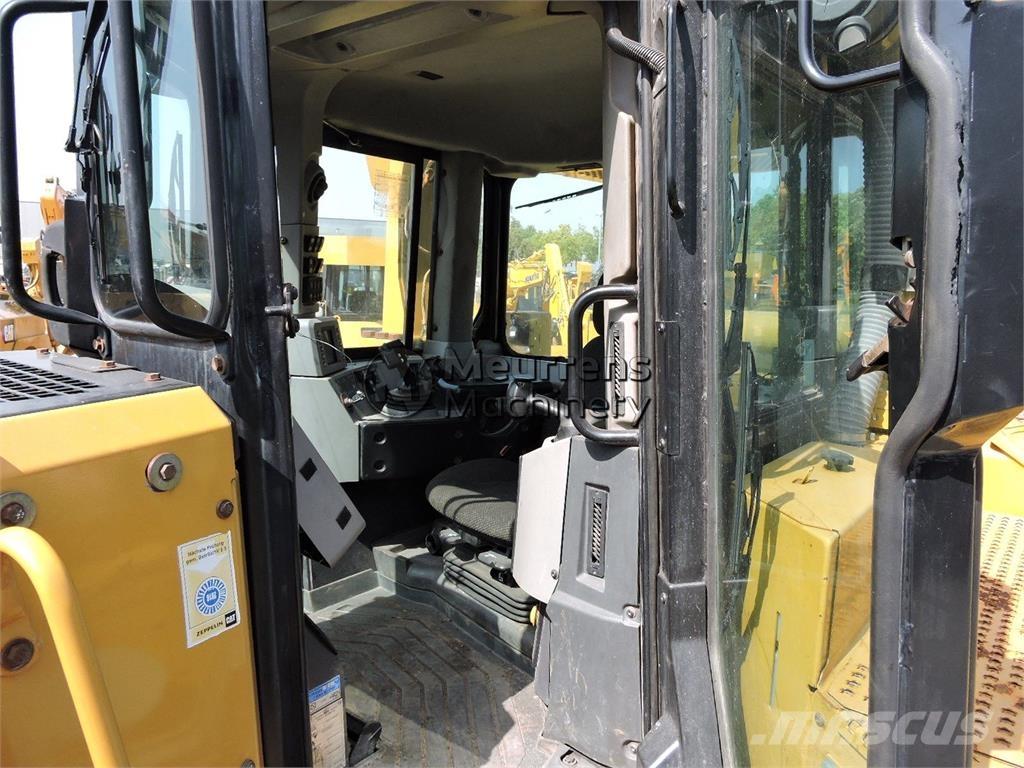 CAT D8T GERMAN Dozers