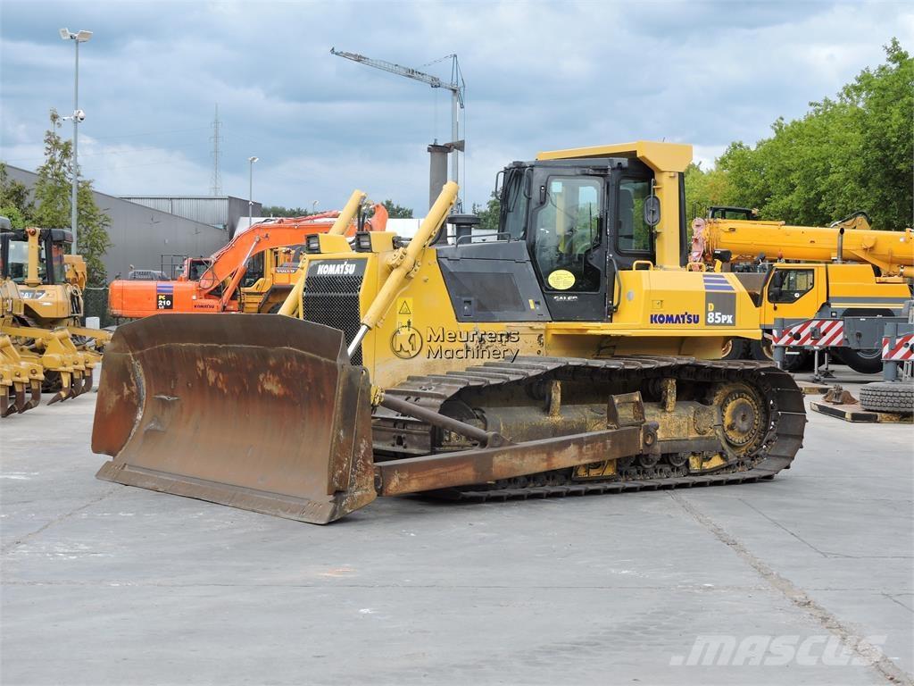 Komatsu D85PX-15 Dozers