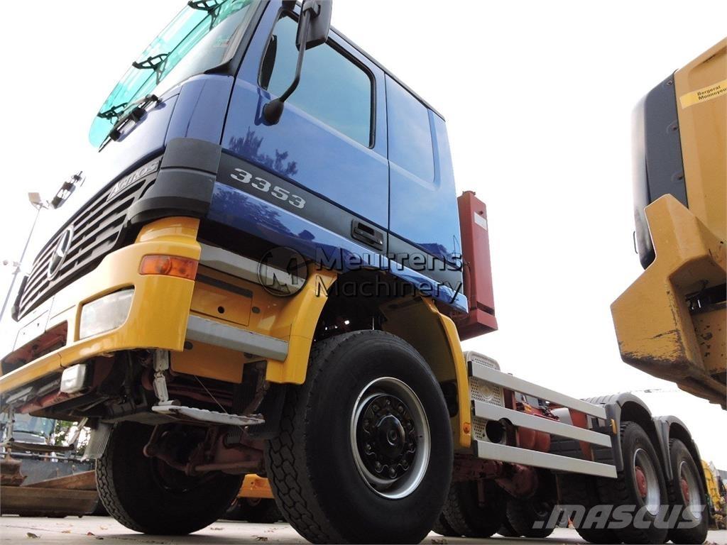 Mercedes-Benz 3353 Other