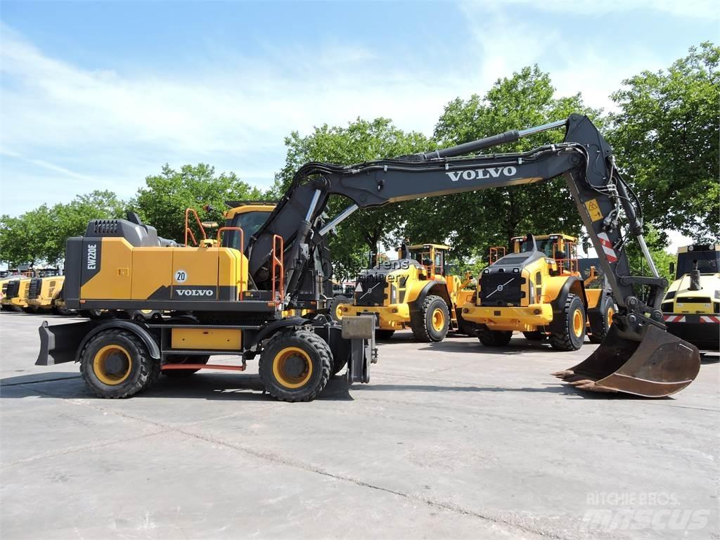 Volvo EW220E GERMAN Wheeled Excavators