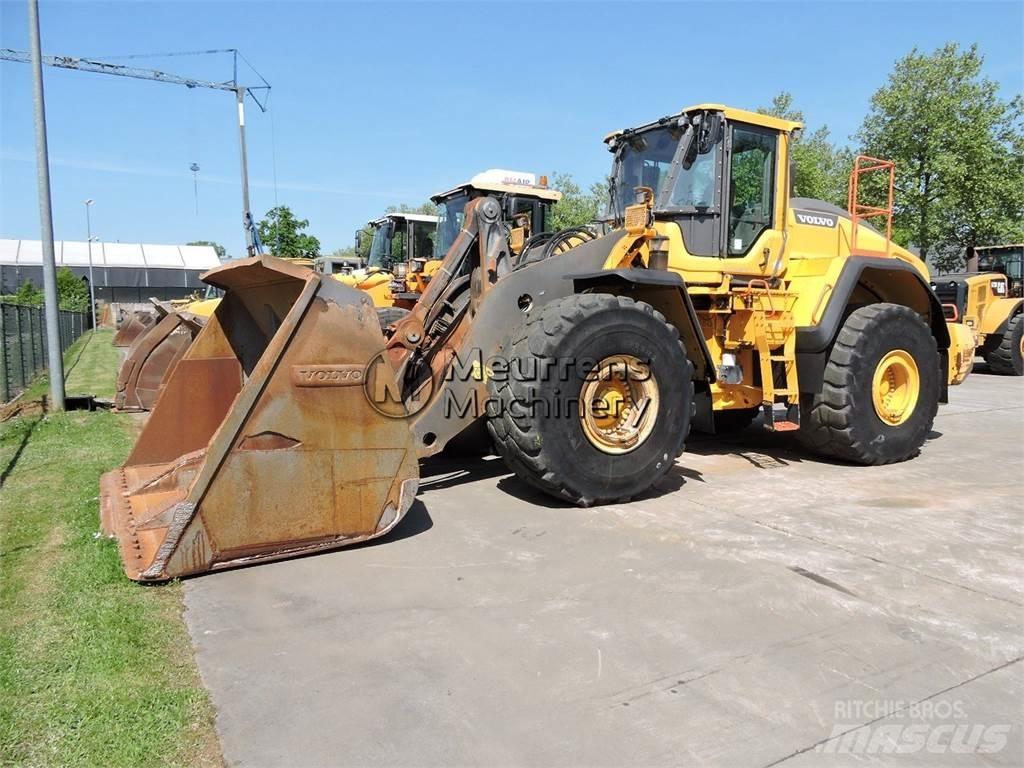 Volvo L220H Wheel Loaders