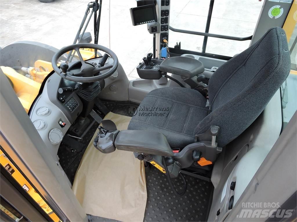 Volvo L250G Wheel Loaders