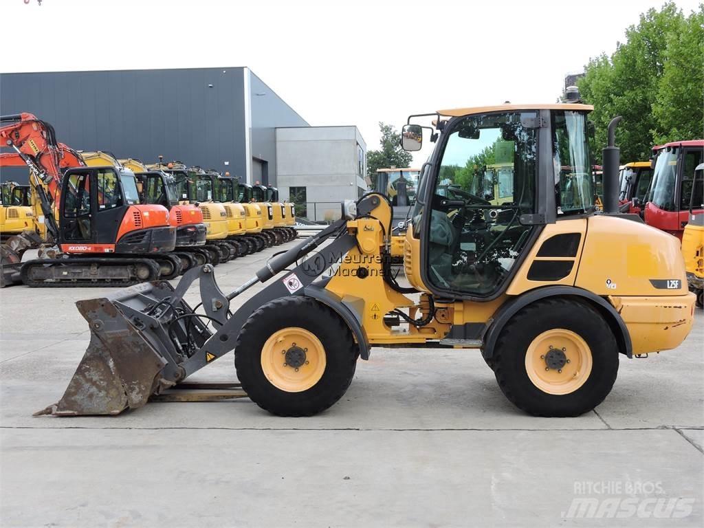 Volvo L25F + FORK Wheel Loaders