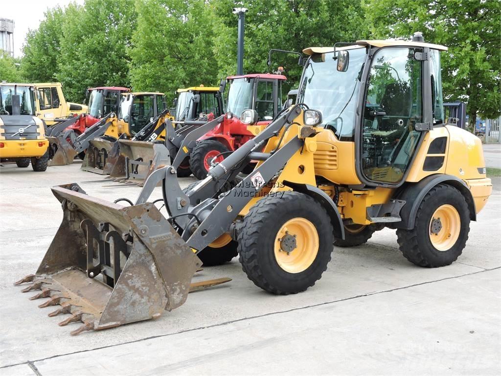Volvo L25F + FORK Wheel Loaders
