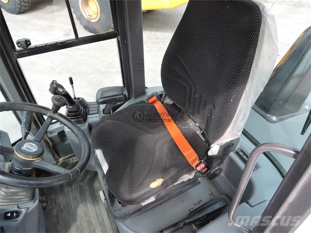 Volvo L30G + FORK Wheel Loaders