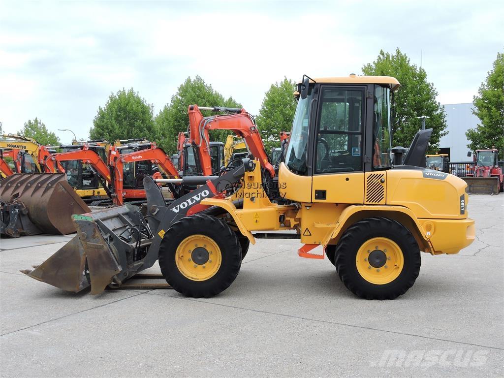 Volvo L30G + FORK Wheel Loaders