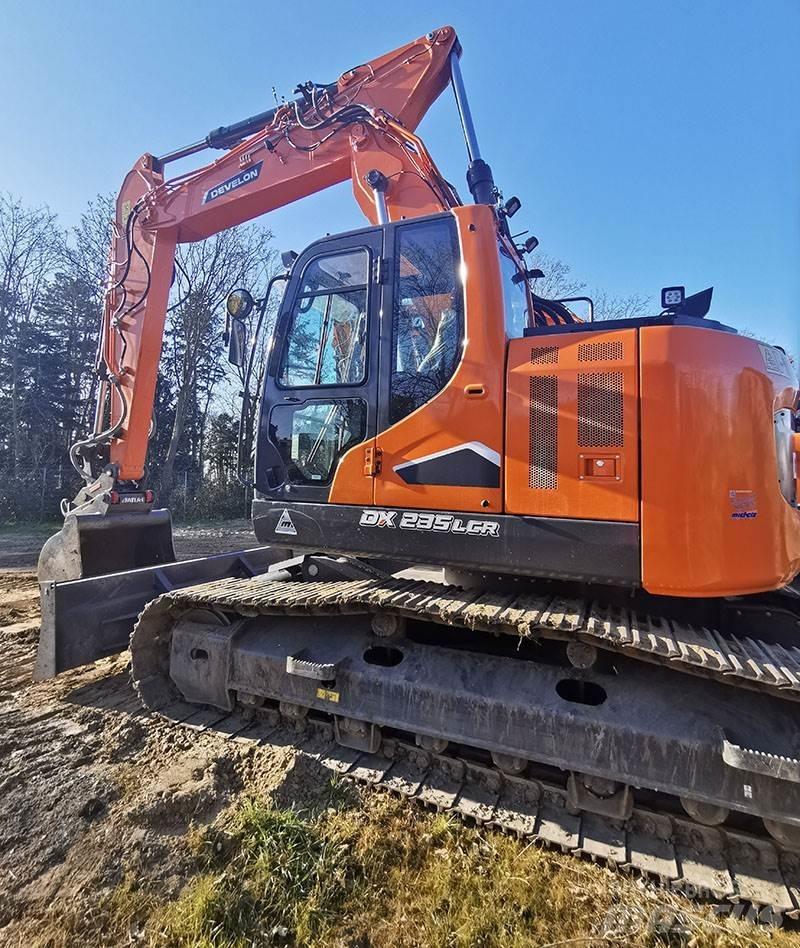 Develon DX 235 LCR-7 Crawler Excavators