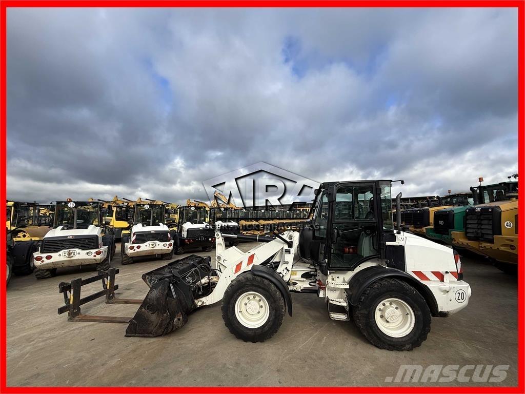 CAT 908 M Wheel Loaders