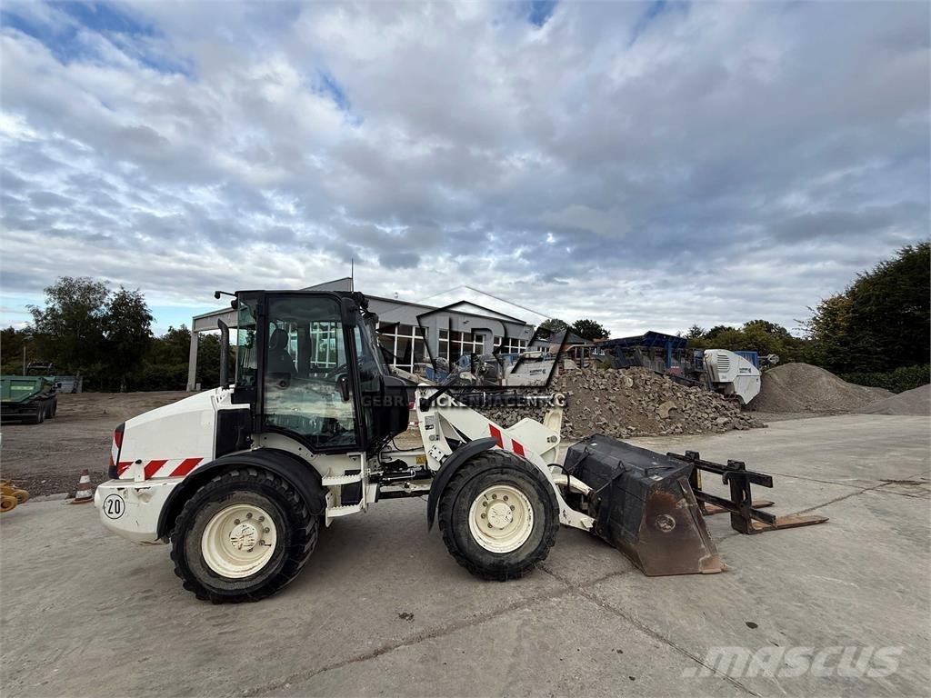 CAT 908M Wheel Loaders