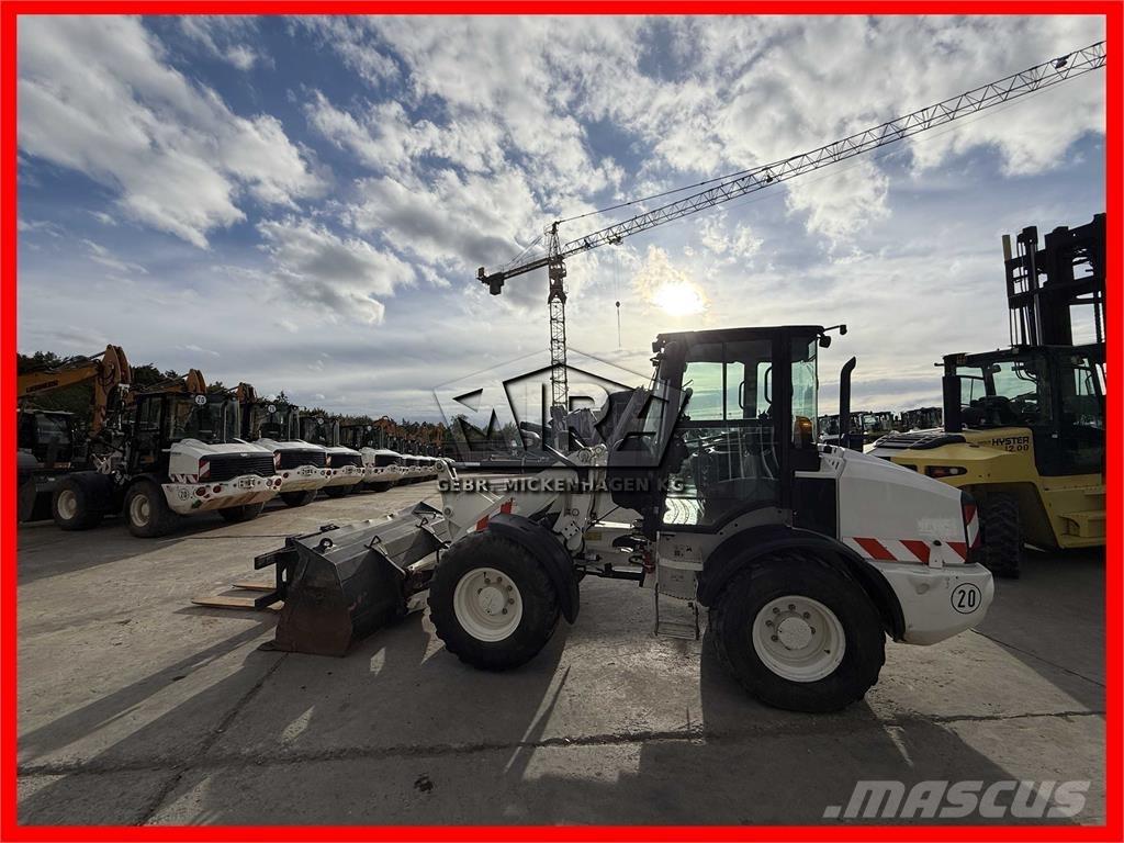 CAT 908M Wheel Loaders