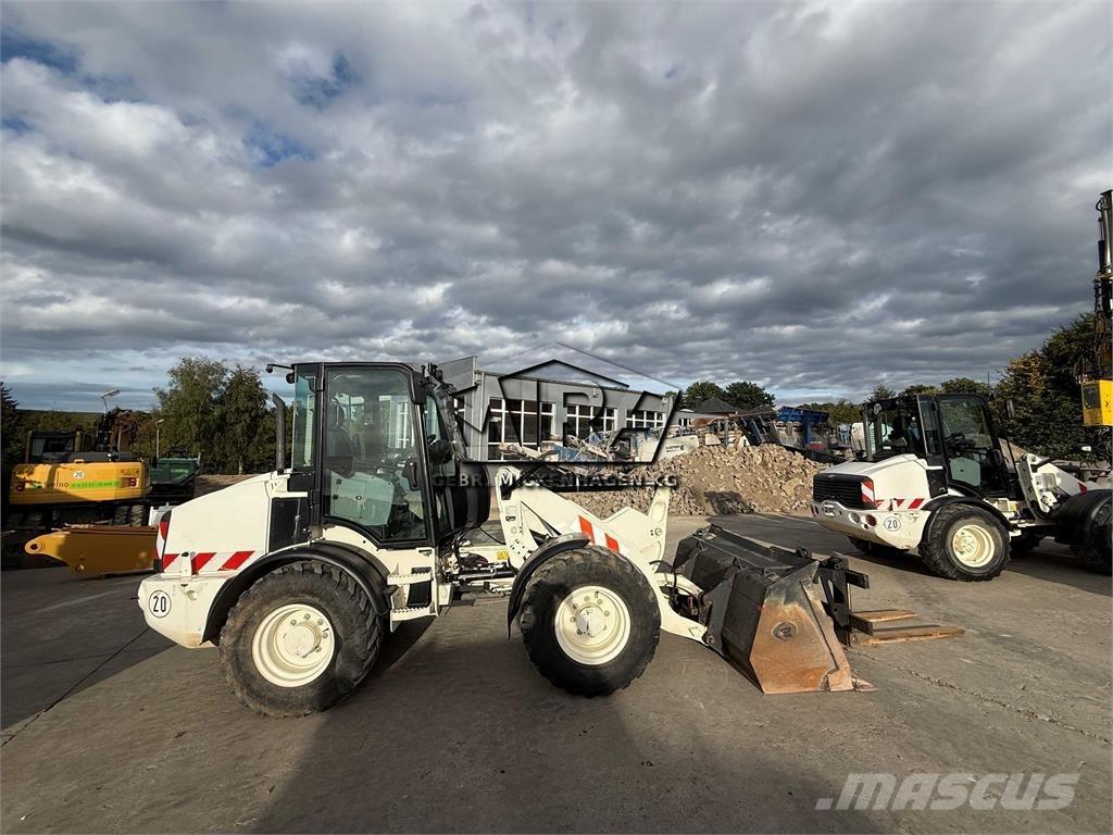 CAT 908M Wheel Loaders