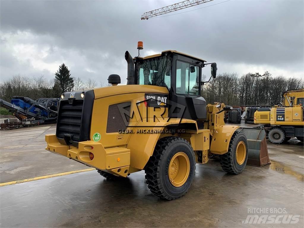 CAT 930M Wheel Loaders
