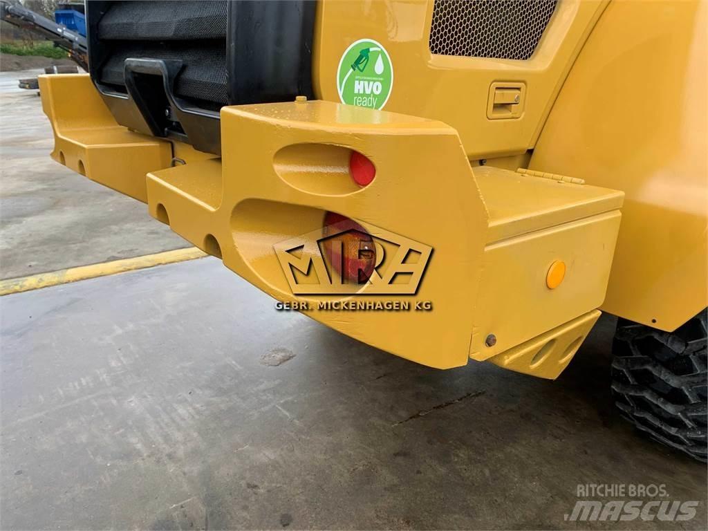 CAT 930M Wheel Loaders