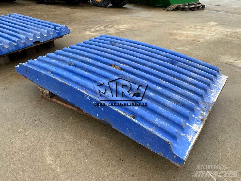 Extec C12+ Waste / Recycling & Quarry Attachments
