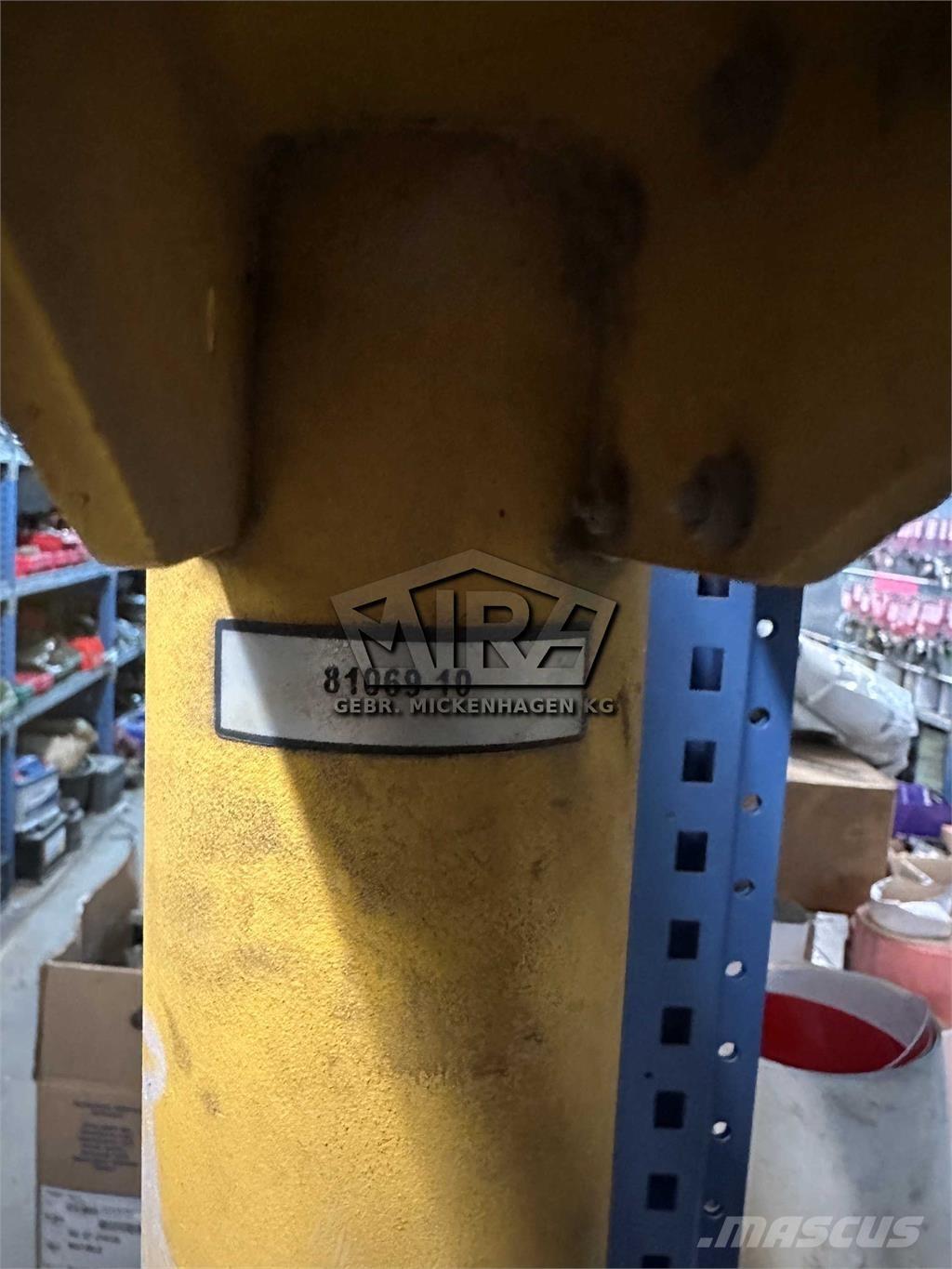 Trimble 2x Mast Other