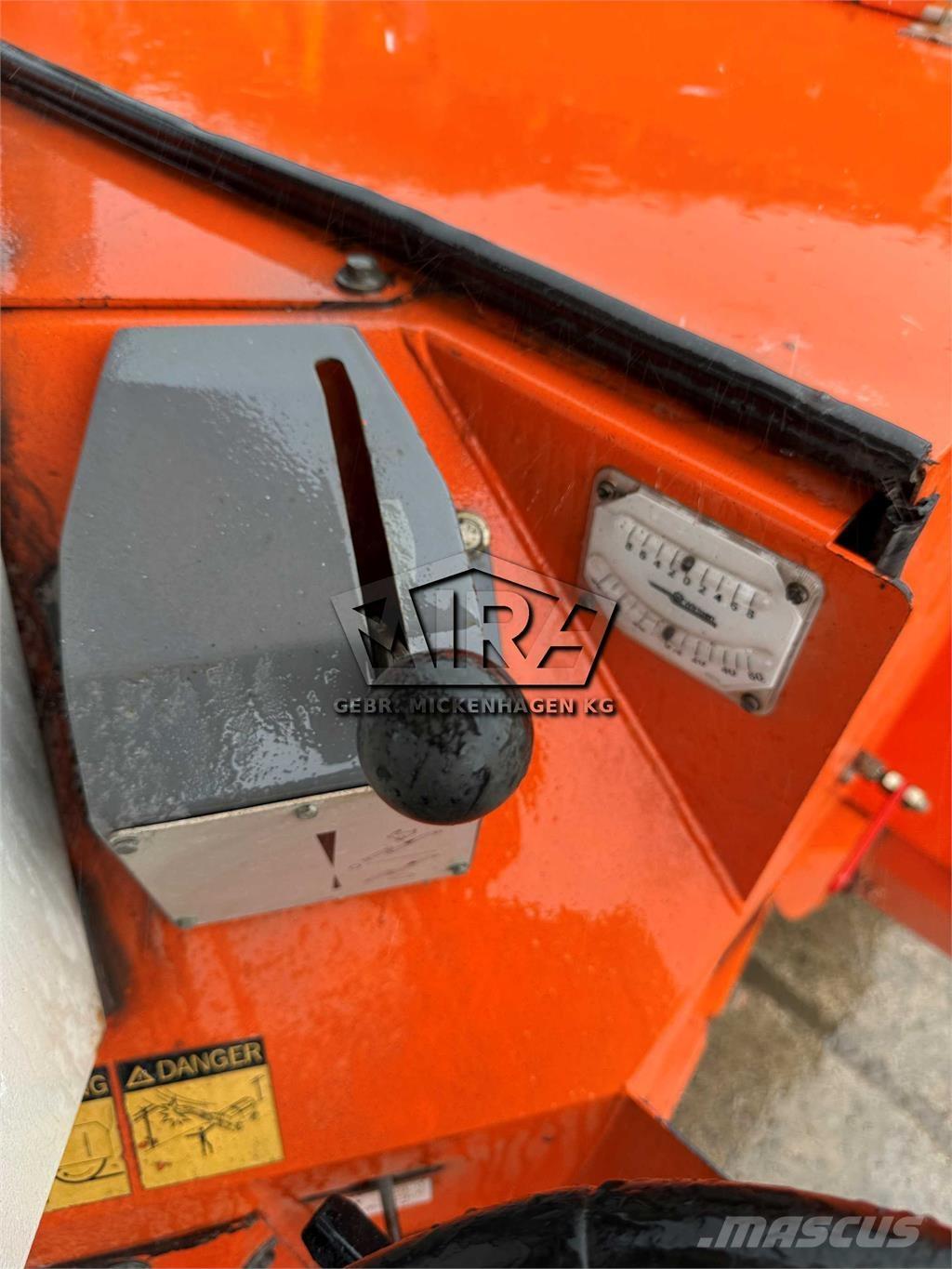 Wirtgen W 1000 FK Asphalt cold milling machines