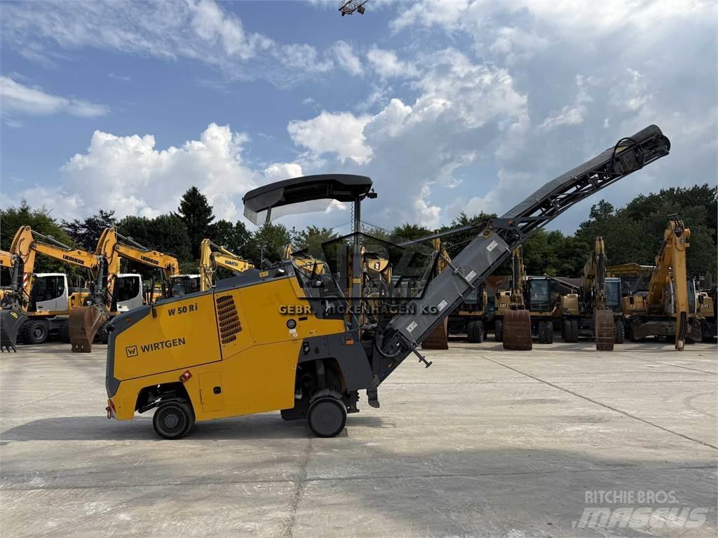 Wirtgen W 50 Ri Asphalt cold milling machines