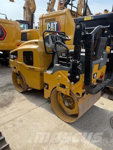 CAT CB2.5 Road Construction Other