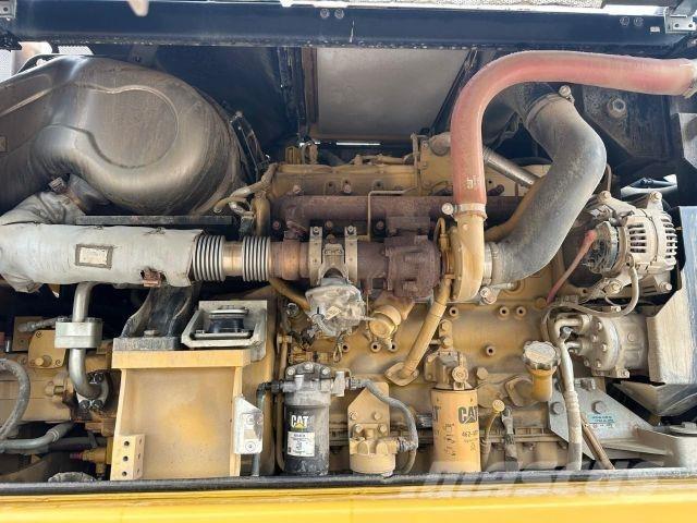 CAT M318F Other