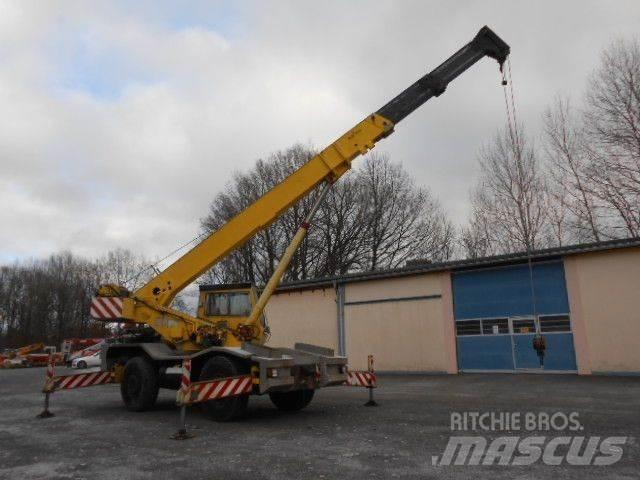 Coles Cranes Boom / Crane / Bucket Trucks