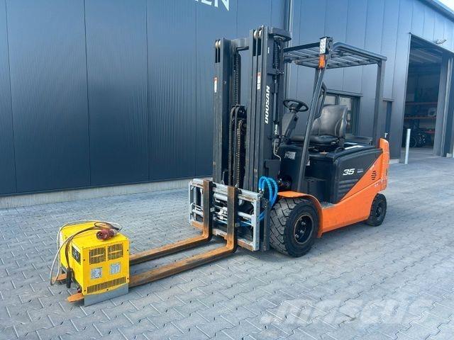 Doosan B 35 NS Electric Forklifts