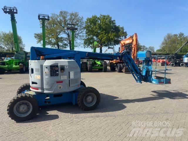 Genie Z-34/22 Articulated boom lifts