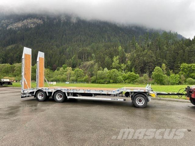 Humbaur HTD 30K Lowboy trailer