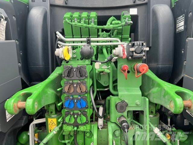 John Deere 6155 R Tractors