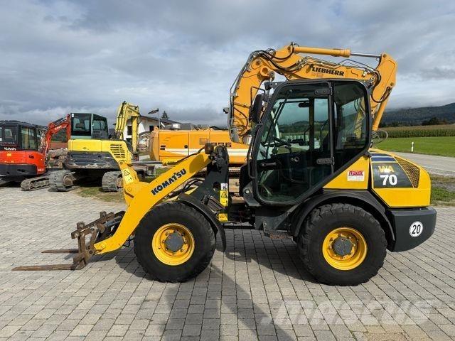 Komatsu WA70-5 Wheel Loaders